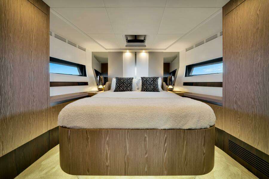 AMF 59ft Azimut Yacht For Sale