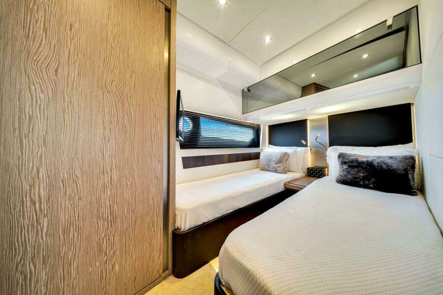 AMF 59ft Azimut Yacht For Sale