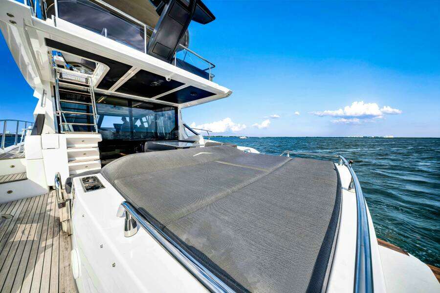 AMF 59ft Azimut Yacht For Sale