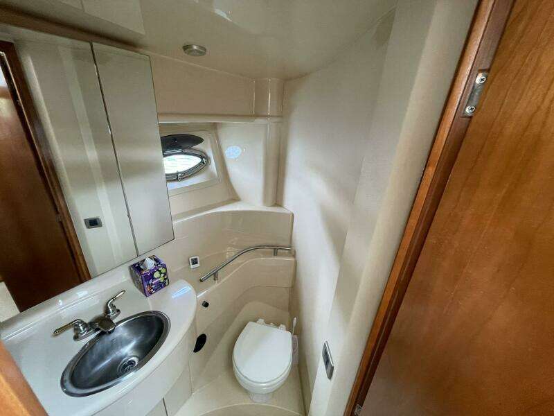 MA CHERI 34ft Meridian Yacht For Sale