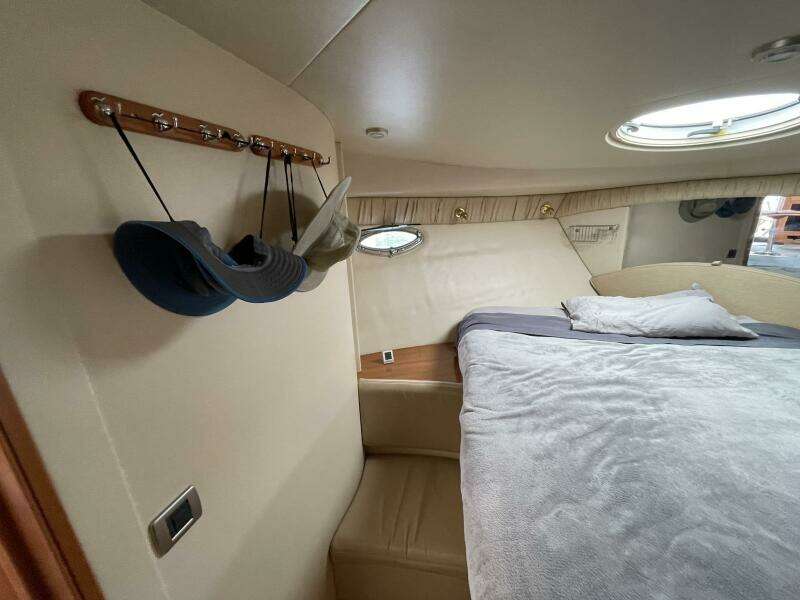 MA CHERI 34ft Meridian Yacht For Sale