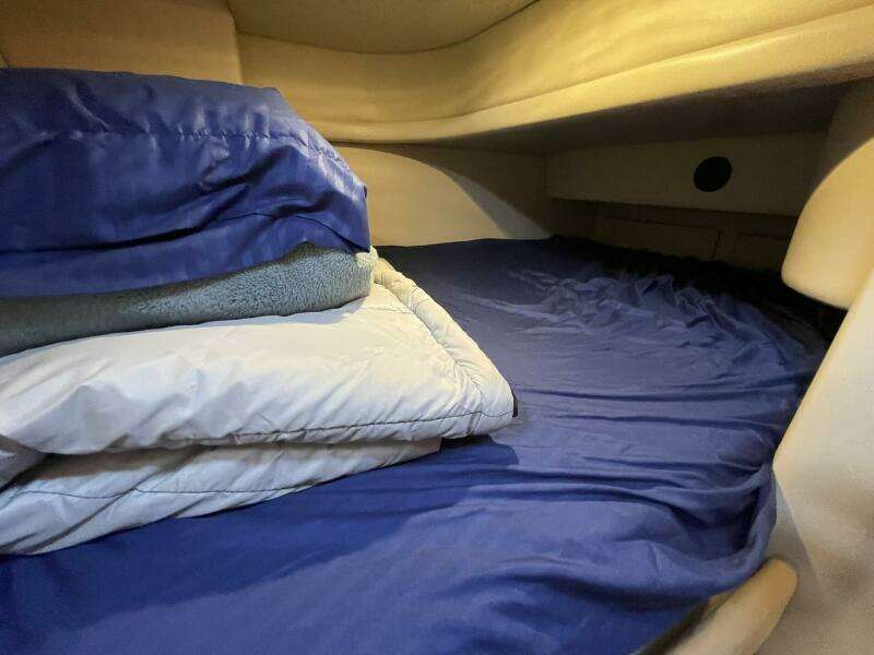 MA CHERI 34ft Meridian Yacht For Sale