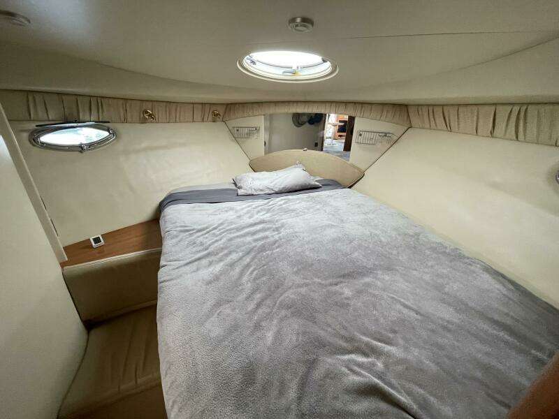 MA CHERI 34ft Meridian Yacht For Sale