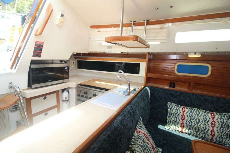 Sail La Vie 30ft Catalina Yacht For Sale