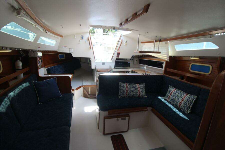 Sail La Vie 30ft Catalina Yacht For Sale