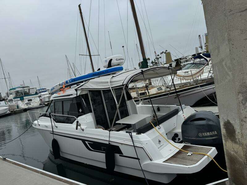 24ft Jeanneau Yacht For Sale