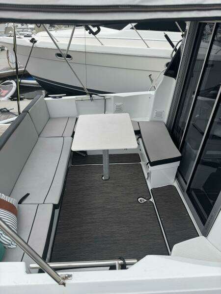 24ft Jeanneau Yacht For Sale