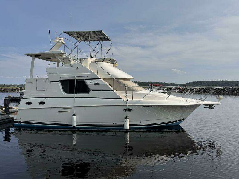 32ft Silverton Yacht For Sale