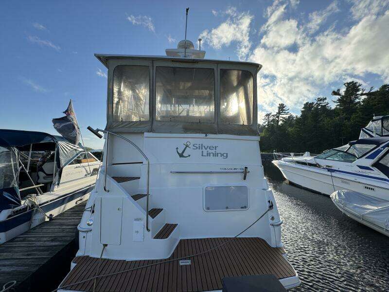 32ft Silverton Yacht For Sale