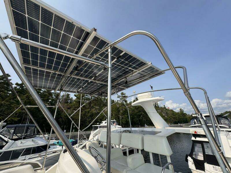 32ft Silverton Yacht For Sale