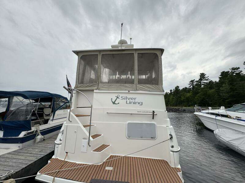 32ft Silverton Yacht For Sale