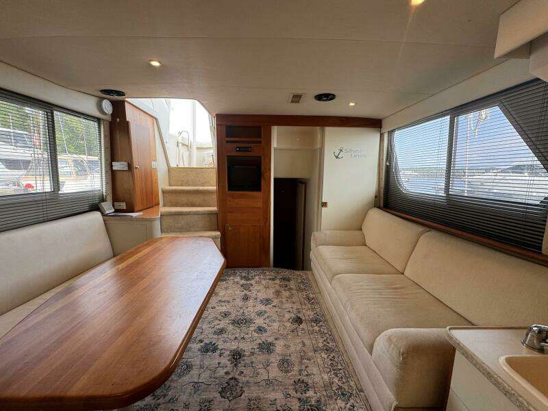 32ft Silverton Yacht For Sale