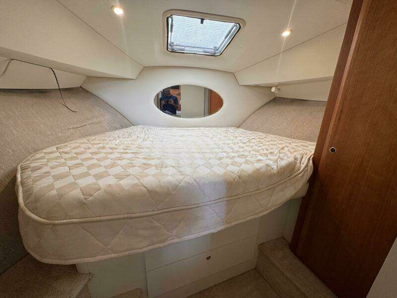 32ft Silverton Yacht For Sale