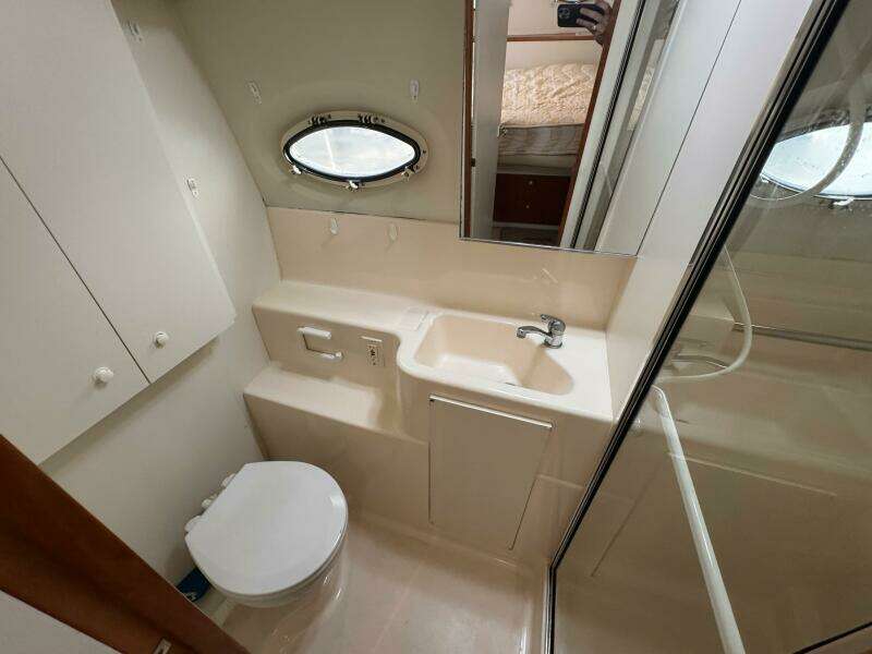 32ft Silverton Yacht For Sale
