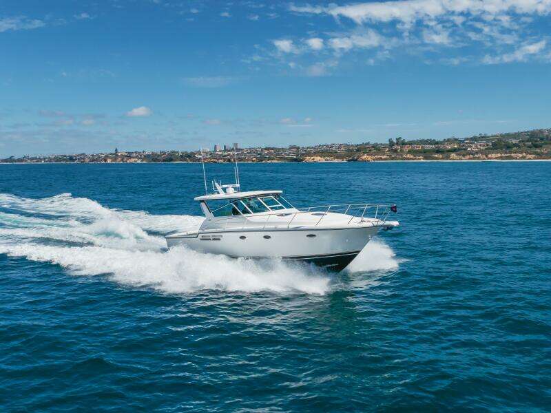 HALF DOZEN 41ft Tiara Yachts Yacht For Sale
