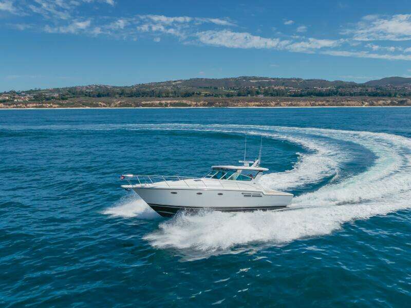 HALF DOZEN 41ft Tiara Yachts Yacht For Sale