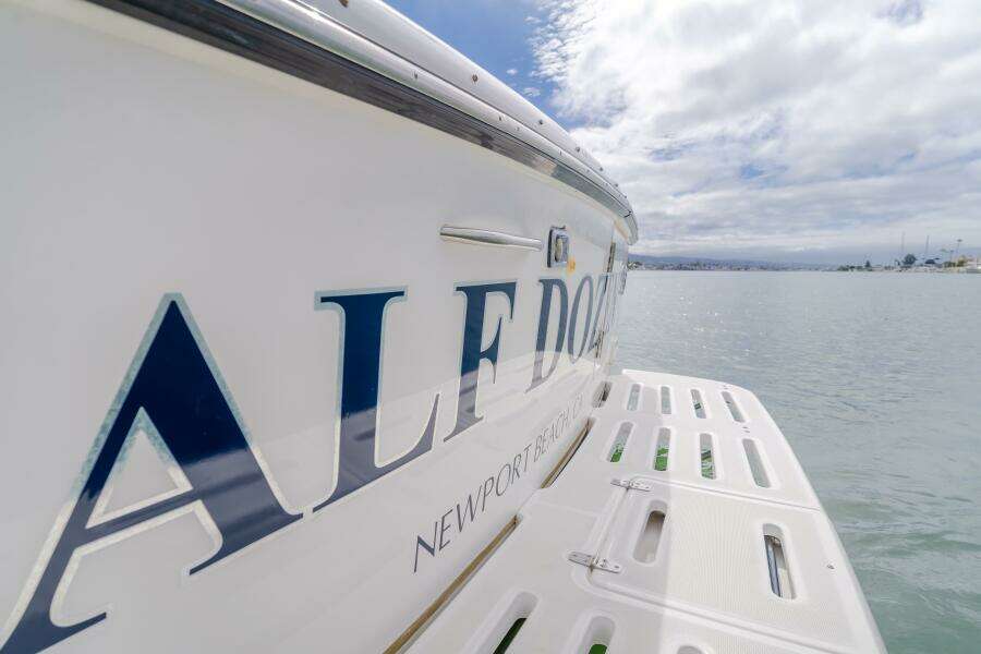 HALF DOZEN 41ft Tiara Yachts Yacht For Sale