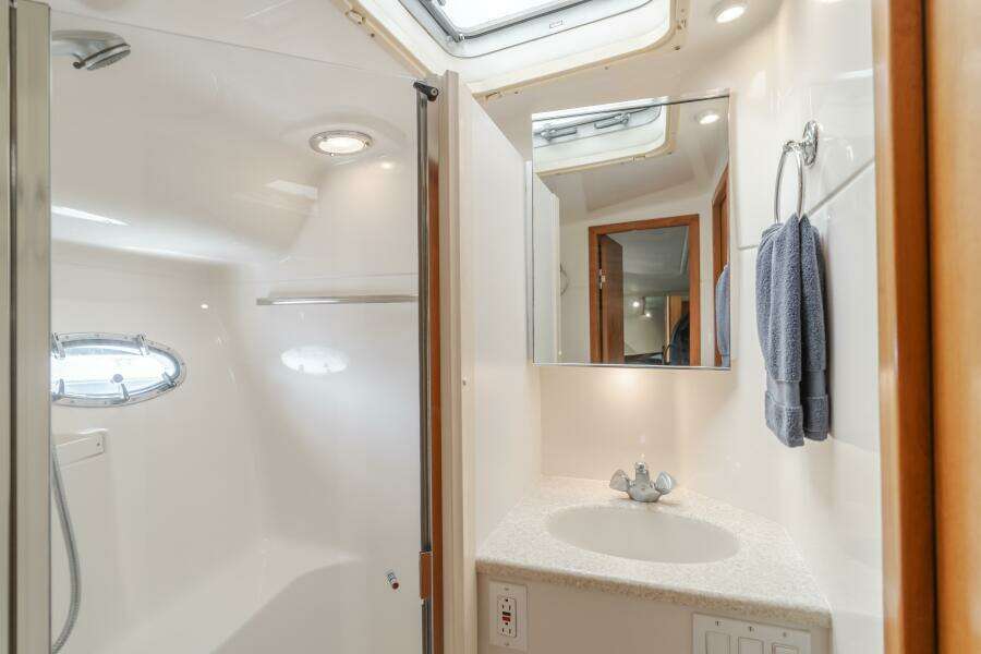 HALF DOZEN 41ft Tiara Yachts Yacht For Sale