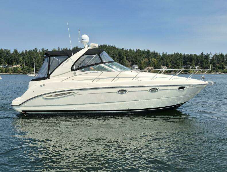 35ft Maxum Yacht For Sale