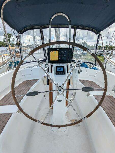 45ft Hunter Yacht For Sale