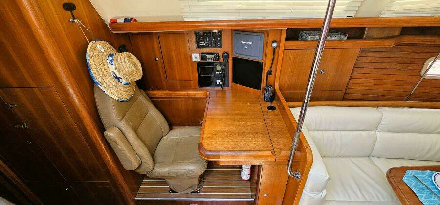 45ft Hunter Yacht For Sale