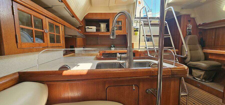 45ft Hunter Yacht For Sale