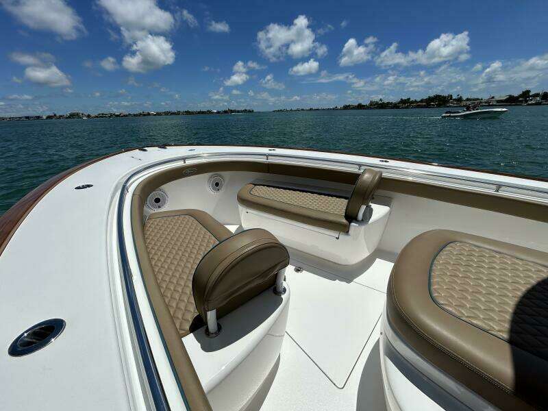 2021 Valhalla Boatworks V-33 Center Console