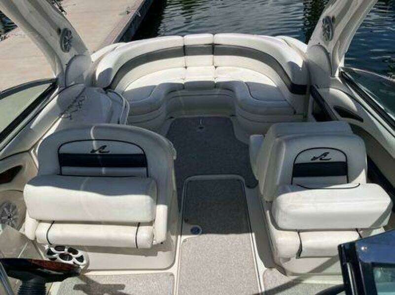 29ft Sea Ray Yacht For Sale