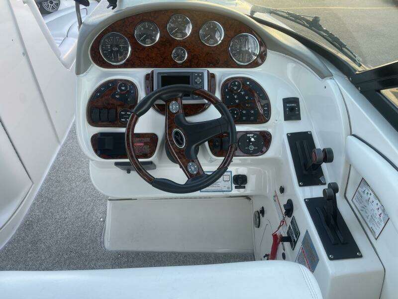 29ft Sea Ray Yacht For Sale