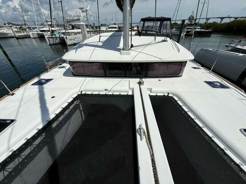 2018-lagoon-400-s2-sail-9891976-20250731155223650-1.jpg