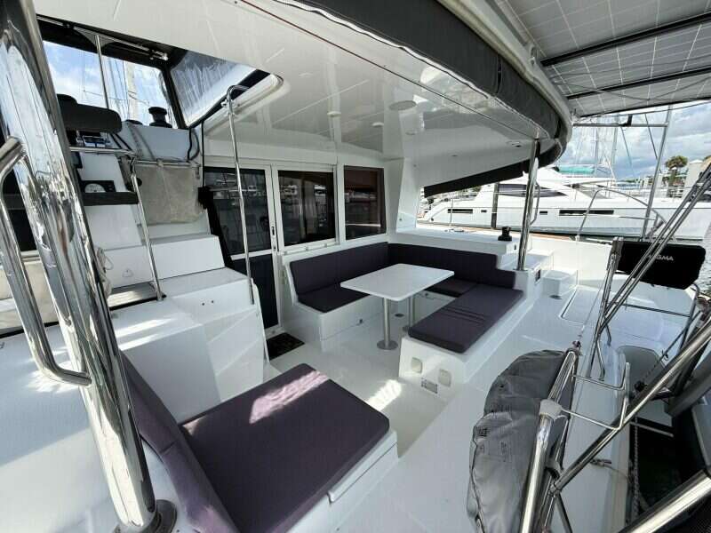 2018-lagoon-400-s2-sail-9891976-20250731155052498-1.jpg