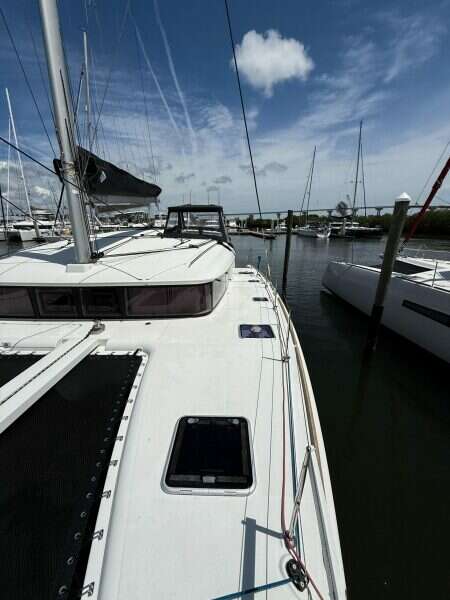 2018-lagoon-400-s2-sail-9891976-20250731155226775-1.jpg