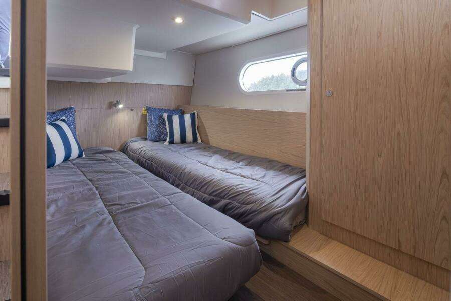 Guest cabin
