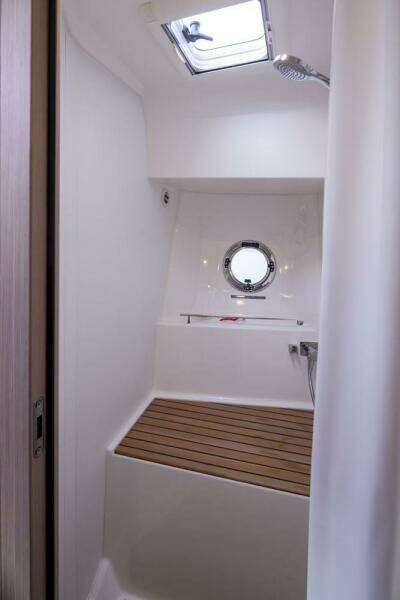 Master Cabin Shower