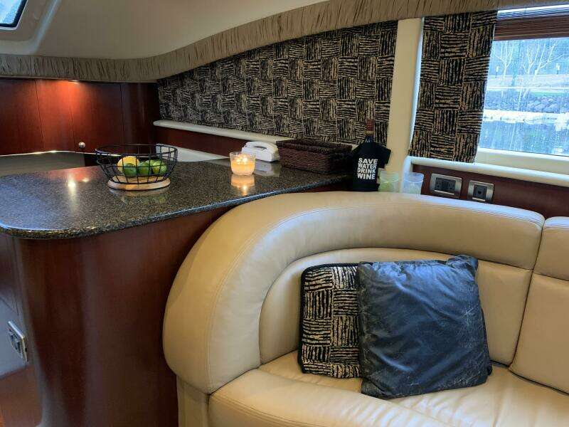 Tre Bella 39ft Sea Ray Yacht For Sale