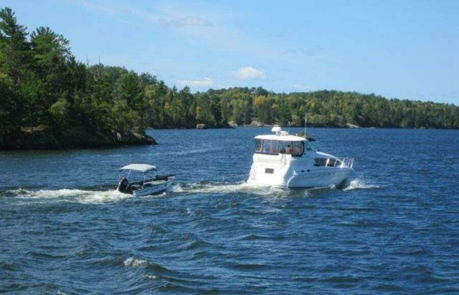 Tre Bella 39ft Sea Ray Yacht For Sale