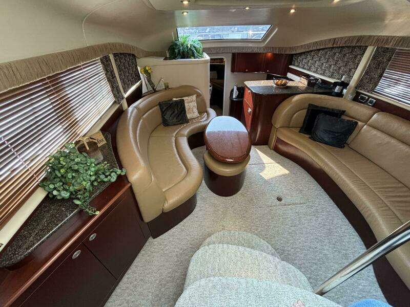 Tre Bella 39ft Sea Ray Yacht For Sale