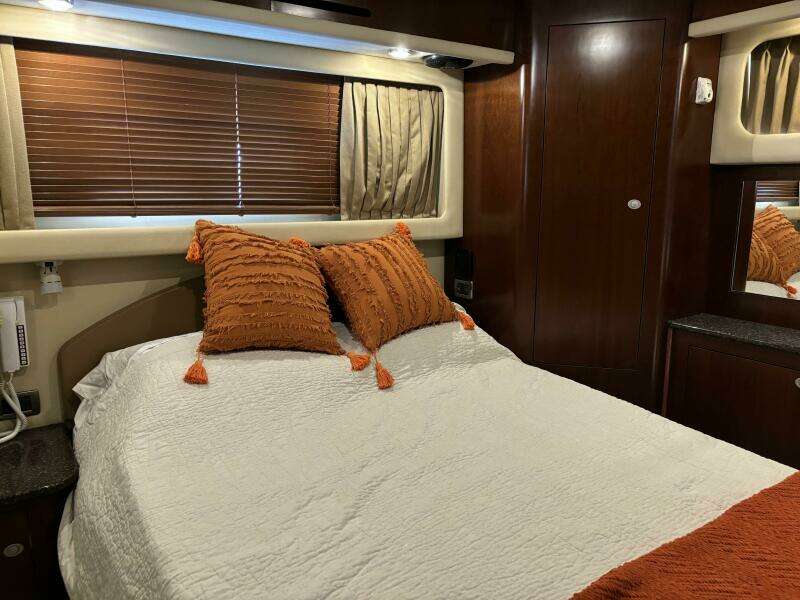Tre Bella 39ft Sea Ray Yacht For Sale
