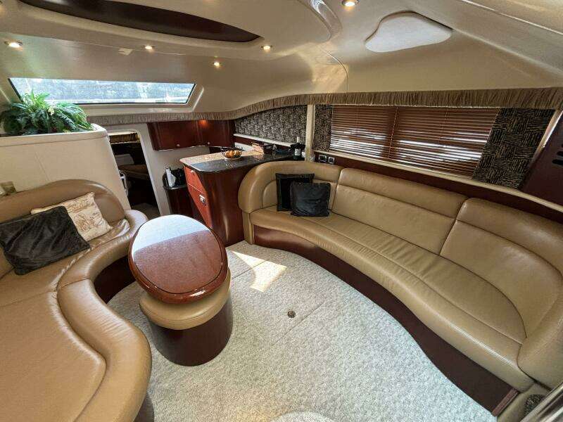 Tre Bella 39ft Sea Ray Yacht For Sale