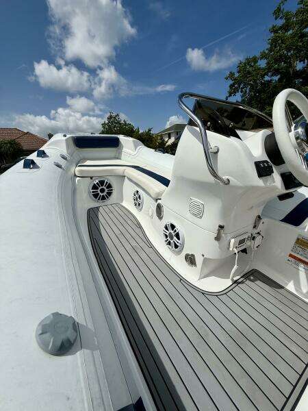 2021 WALKER BAY 450 DLX