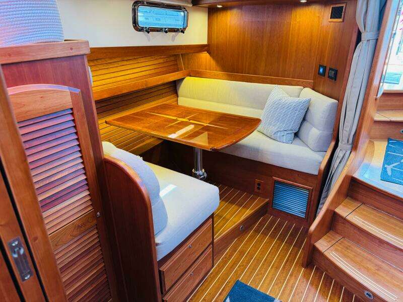 On Holidays   Reserved 42ft Sabre Yacht For Sale