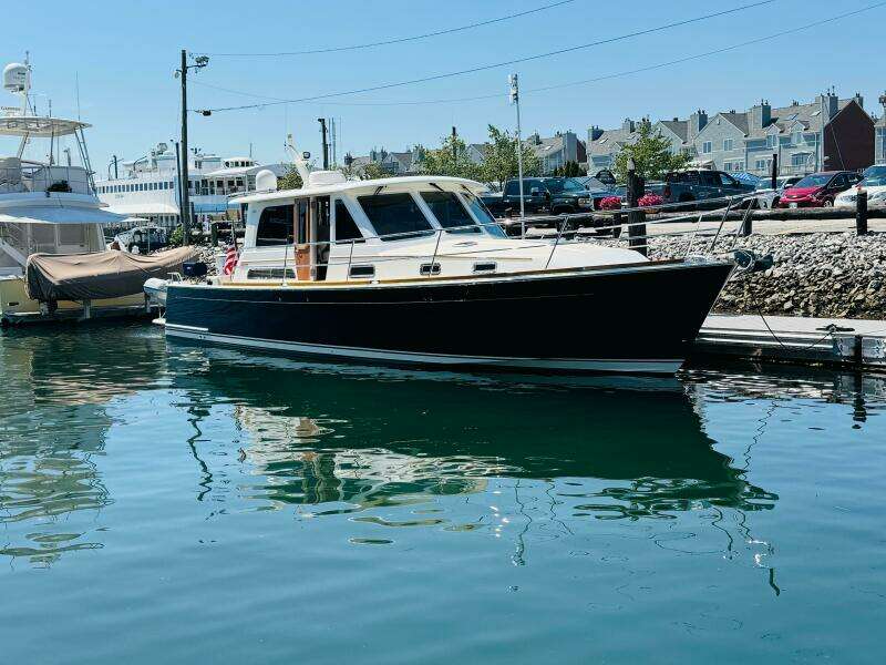 On Holidays   Reserved 42ft Sabre Yacht For Sale