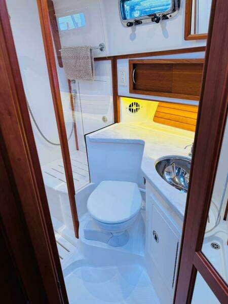 On Holidays   Reserved 42ft Sabre Yacht For Sale