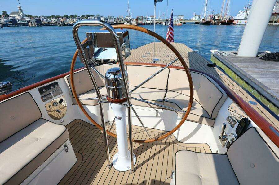 Aft Cockpit