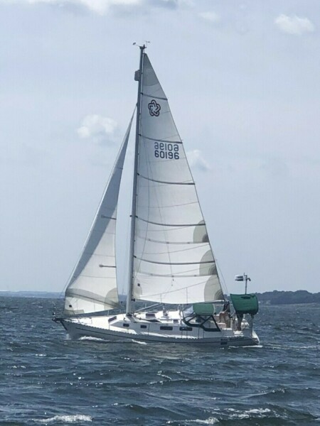 35' 1998 Freedom F35