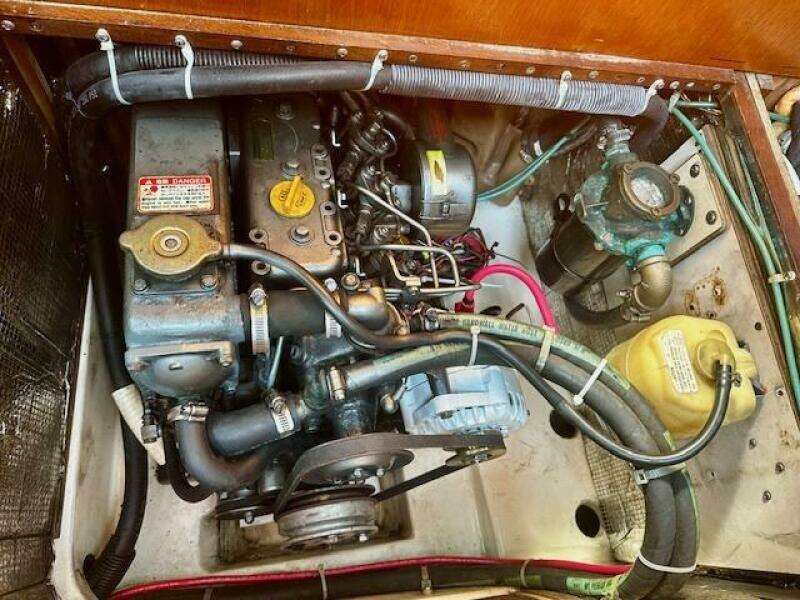 35ft Freedom Yacht For Sale