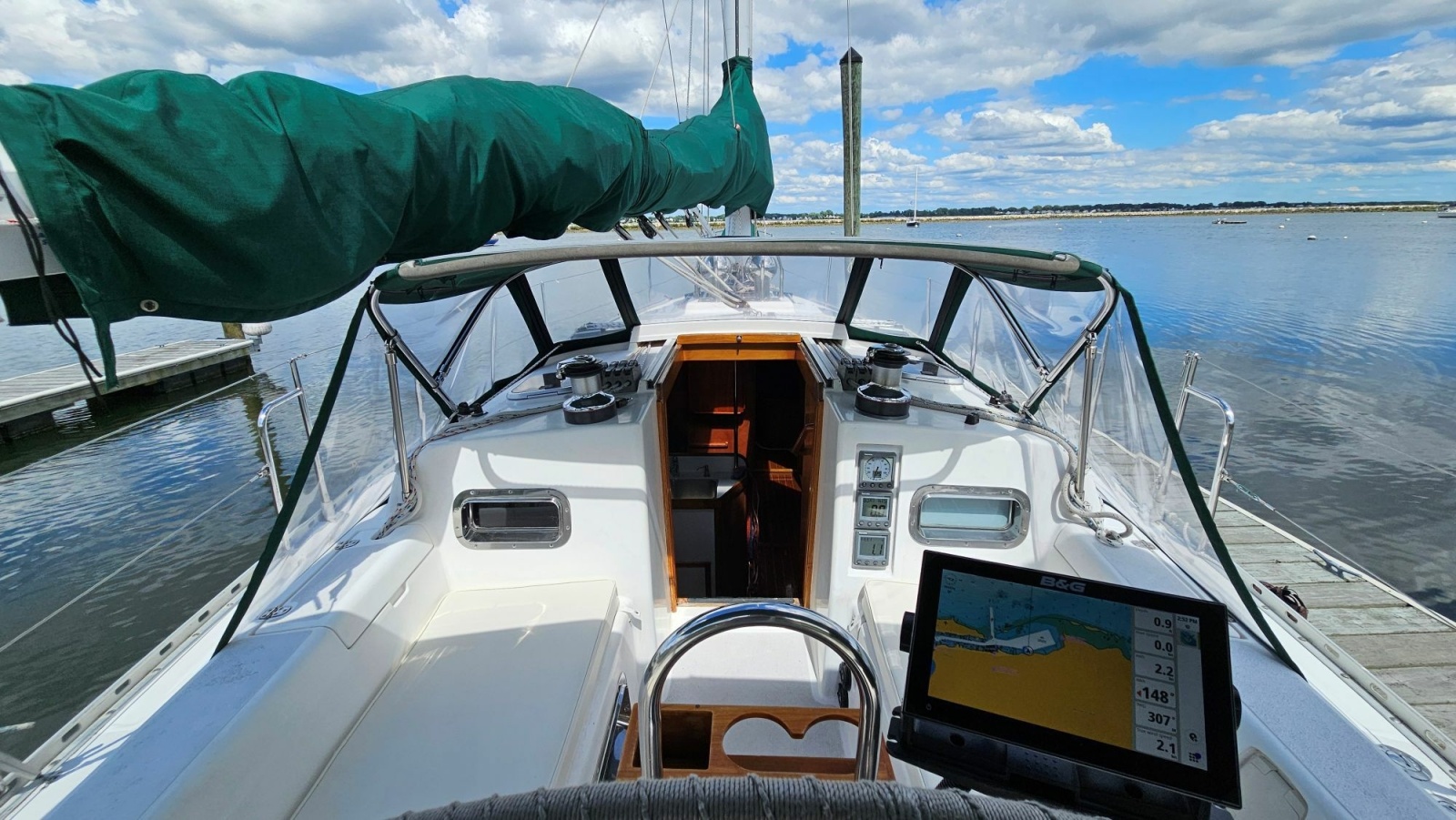 35' 1998 Freedom F35