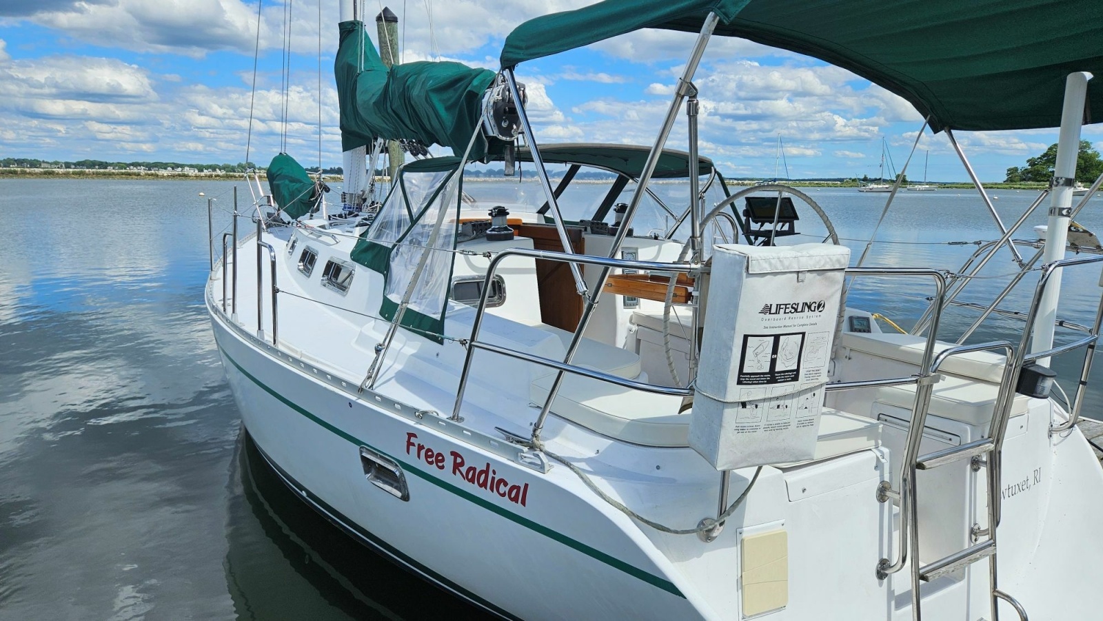 35' 1998 Freedom F35