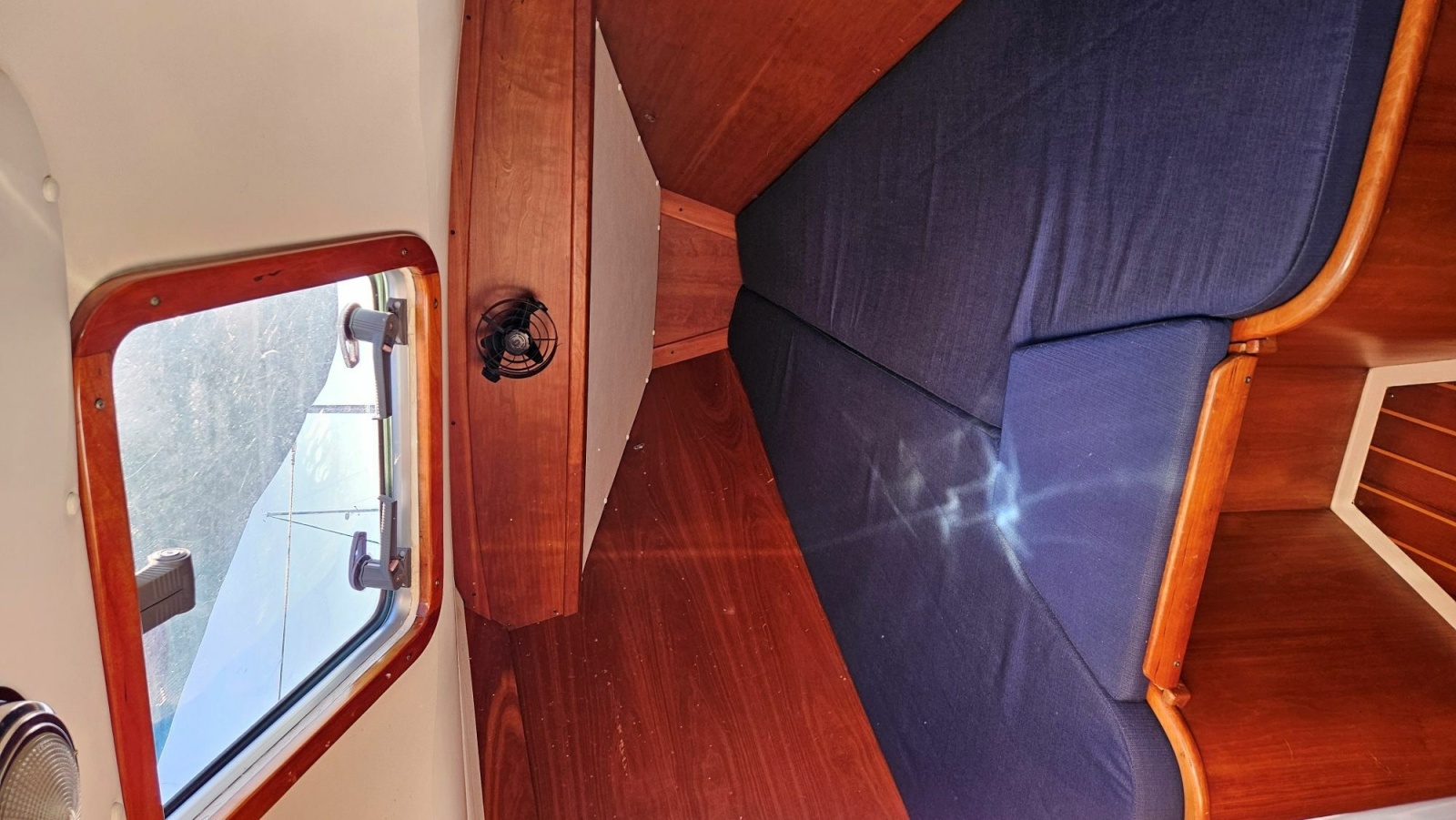 35' 1998 Freedom F35