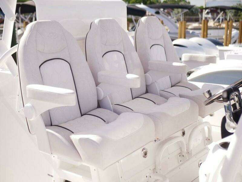 32ft Sea Fox Yacht For Sale